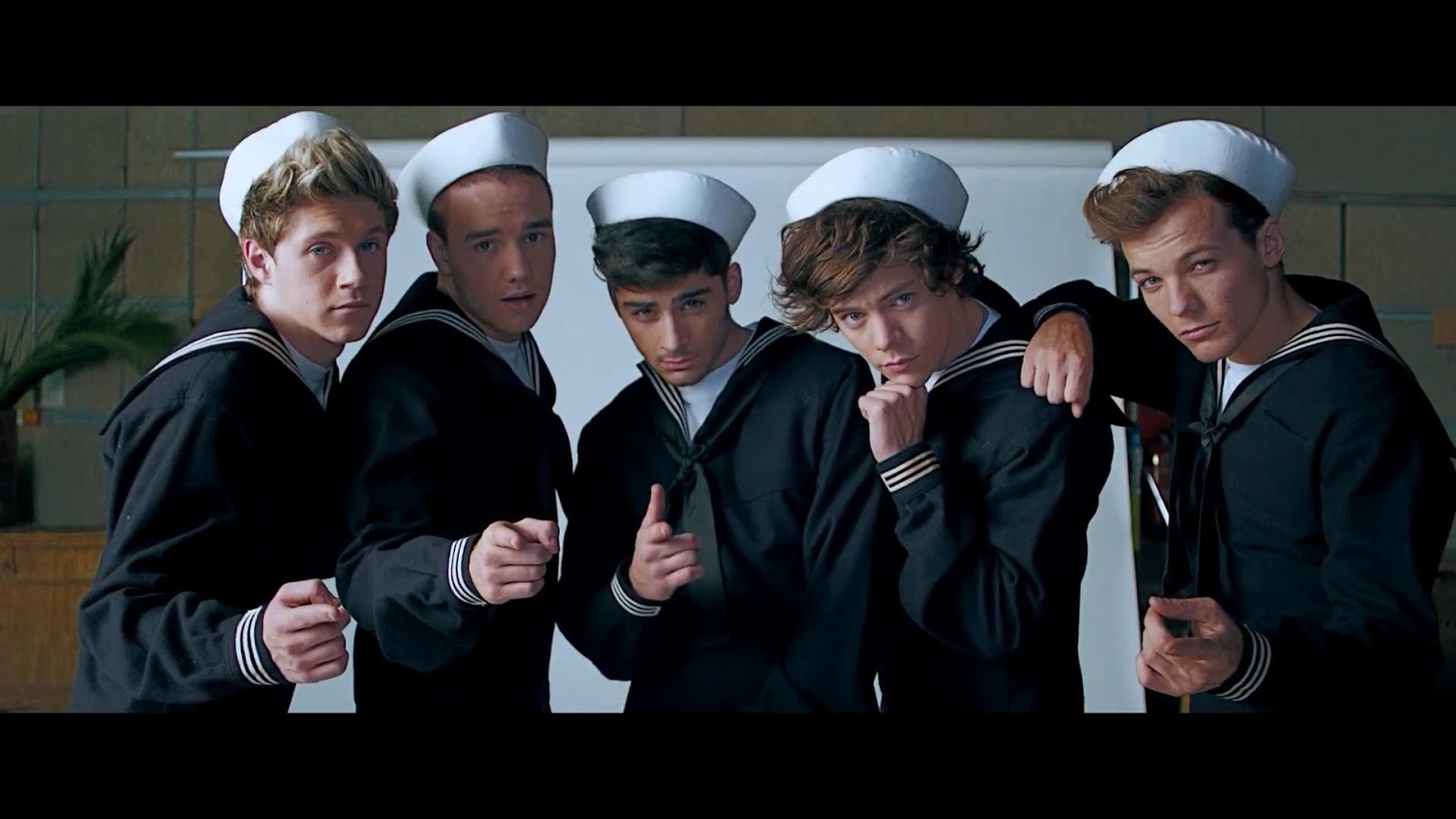 Leny Randi Barkah: One Direction - Best Song Ever